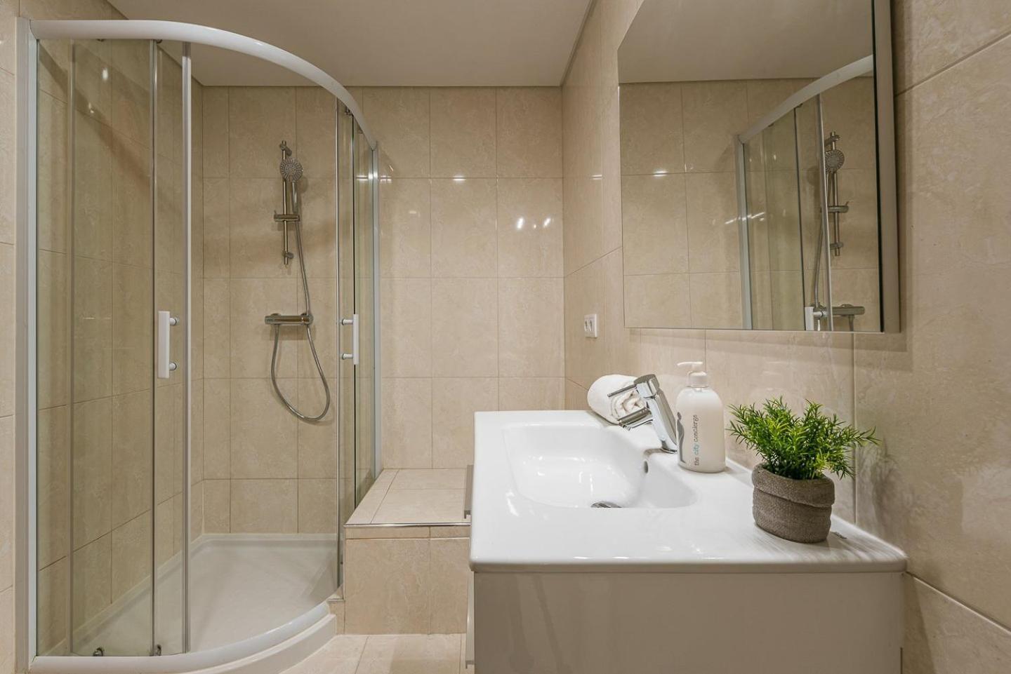 Guestready - Miragaia Stone Studios & Apartments ปอร์โต ภายนอก รูปภาพ